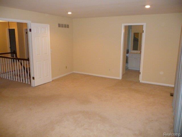 3242 Quail Ridge Circle Rochester, MI 48309 - Photo 12 of 25 Master Bedroom