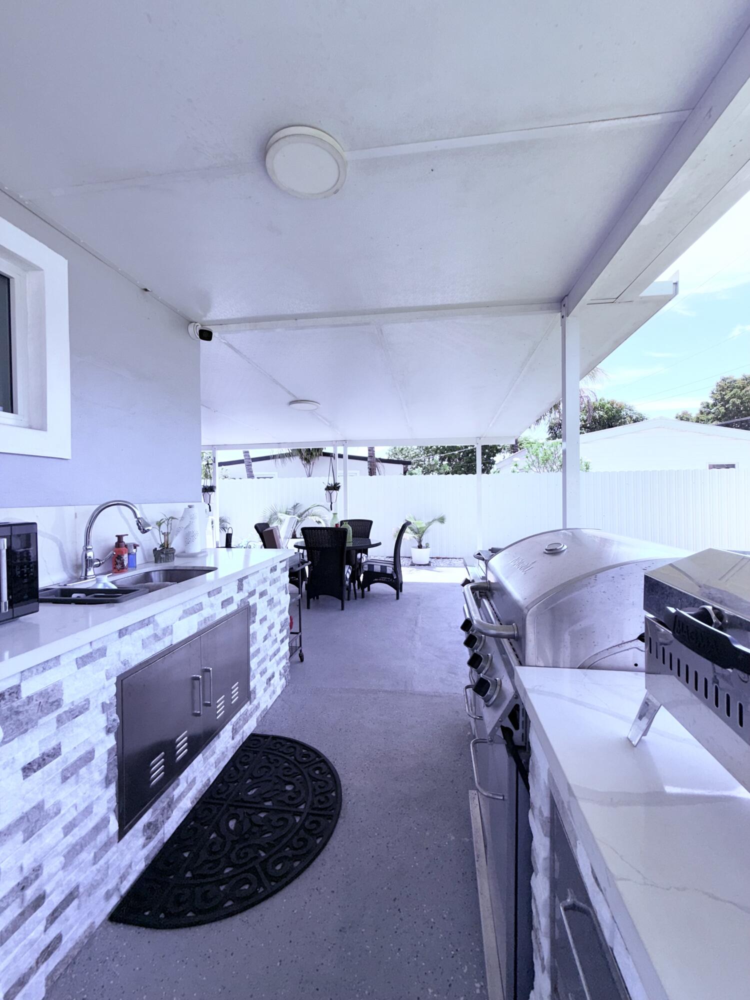 9235 Southwest 41st Street Miami, FL 33165 - Photo 54 of 63 IMG_7985