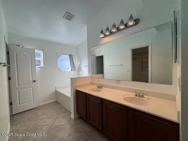 $2,200 | 3316 Slate Street, Melbourne, FL 32904