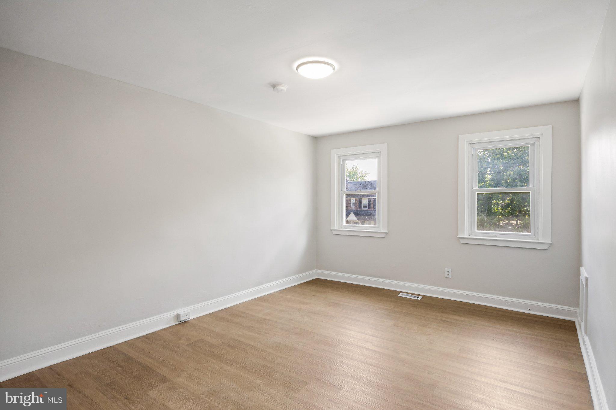 220 Houston Street Chester, PA 19013 - Photo 11 of 29