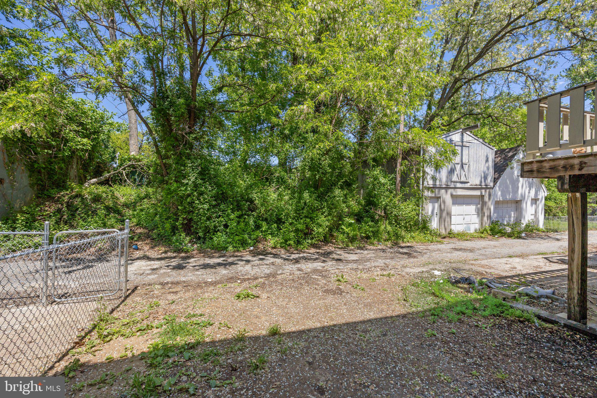 220 Houston Street Chester, PA 19013 - Photo 24 of 29