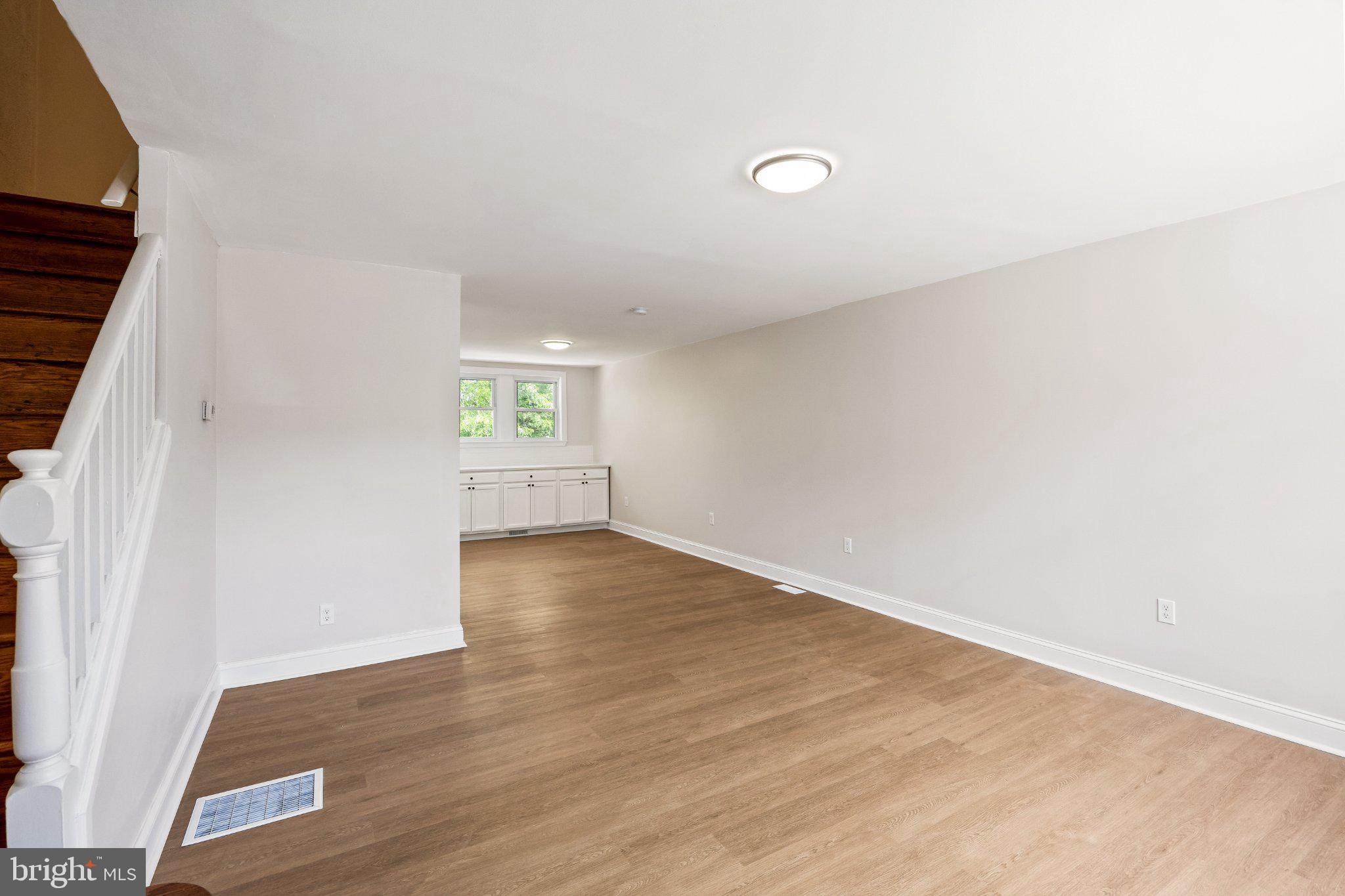 220 Houston Street Chester, PA 19013 - Photo 6 of 29