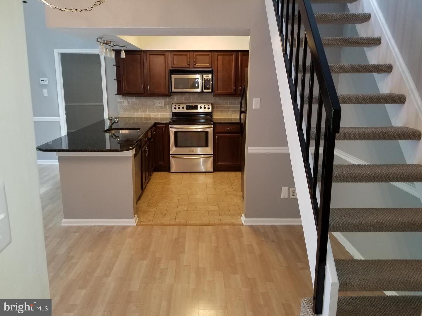 932 Washington, Unit 32 Chesterbrook, PA 19087 - Photo 5 of 15 Gallery Image 5