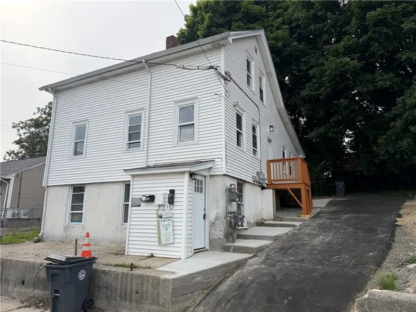 $640,000 | 372 Hawkins Street, Providence, RI 02904