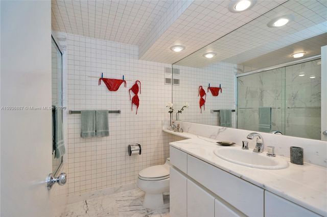 $1,420,000 | 3000 Island Boulevard, Unit 3002, Aventura, FL 33160