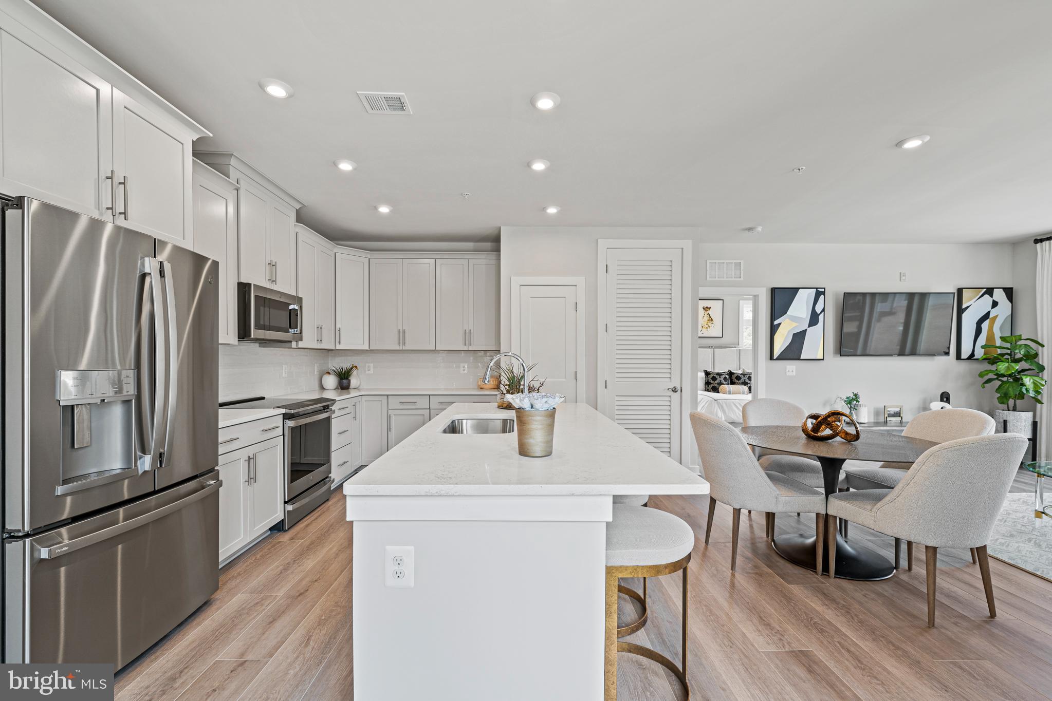 1675 Bandit Loop, Unit 107B Reston, VA 20190 - Photo 5 of 78