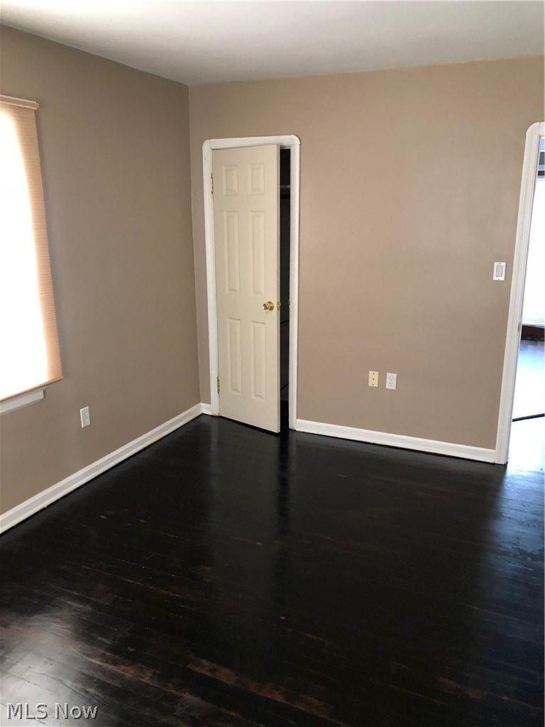 11615 Chester Road Garfield Heights, OH 44125 - Photo 11 of 31
