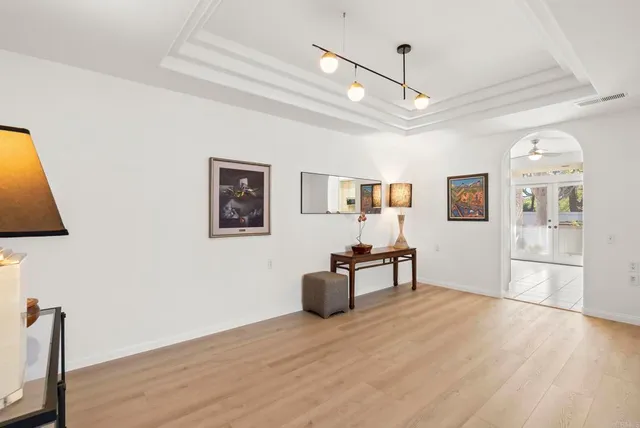 a view of a livingroom with a workspace