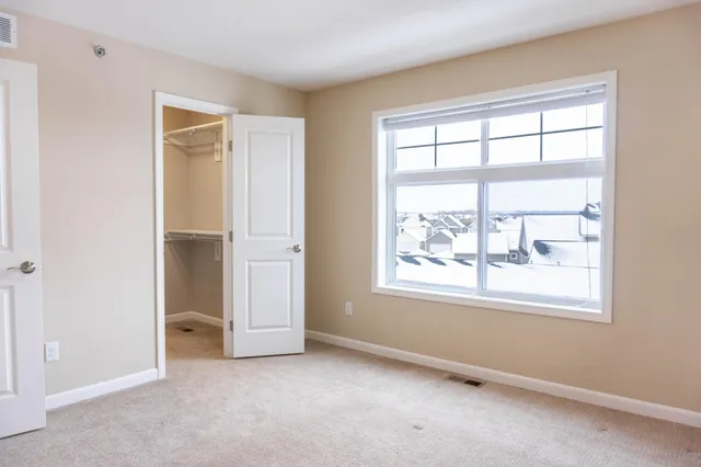 $2,300 | 2978 Clover Ridge Drive, Chaska, MN 55318