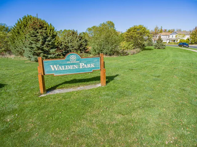 $2,300 | 2978 Clover Ridge Drive, Chaska, MN 55318