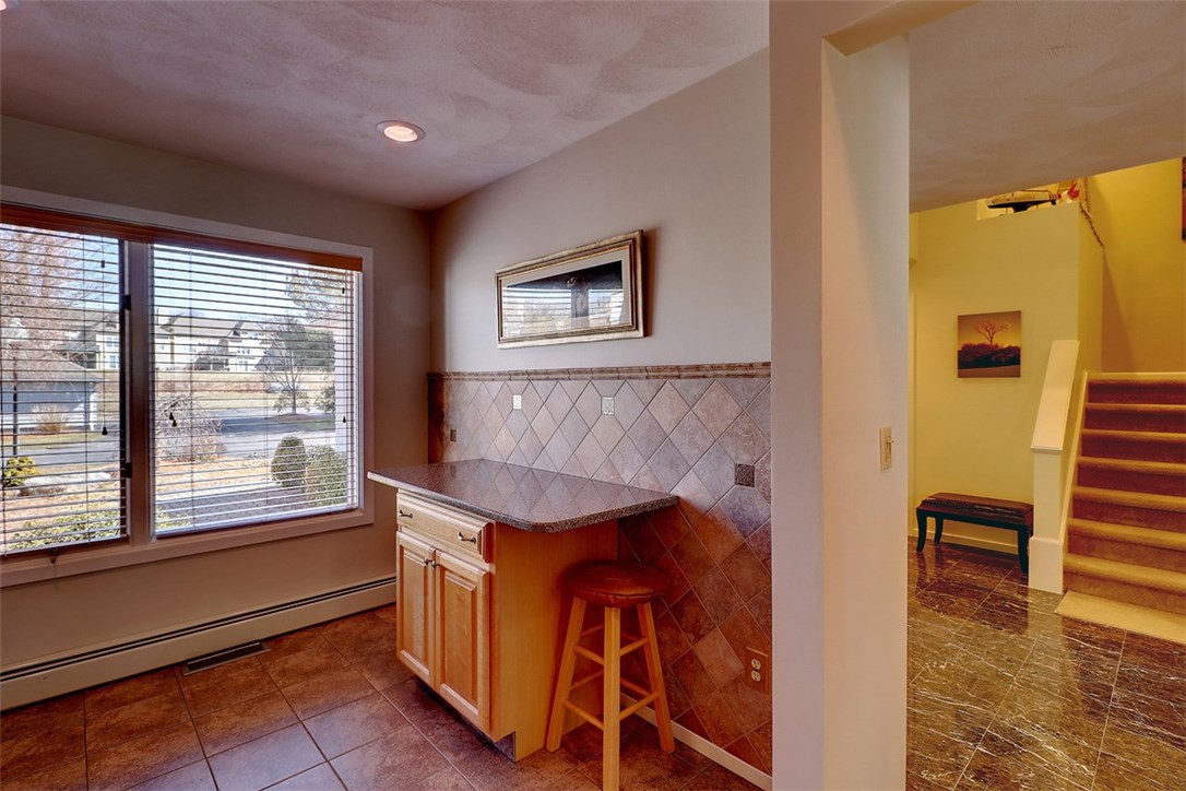 345 Channel View, Unit 104 Warwick, RI 02889 - Photo 5 of 39 Gallery Image 5