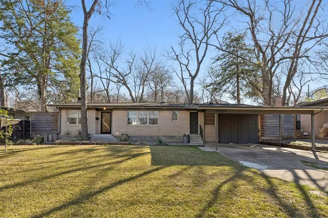 $600,000 | 10324 Lake Gardens Drive, Dallas, TX 75218