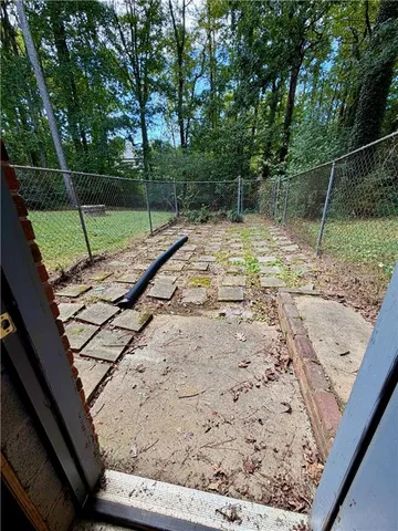 $299,999 | 781 Sweet Briar Trail Southeast, Conyers, GA 30094