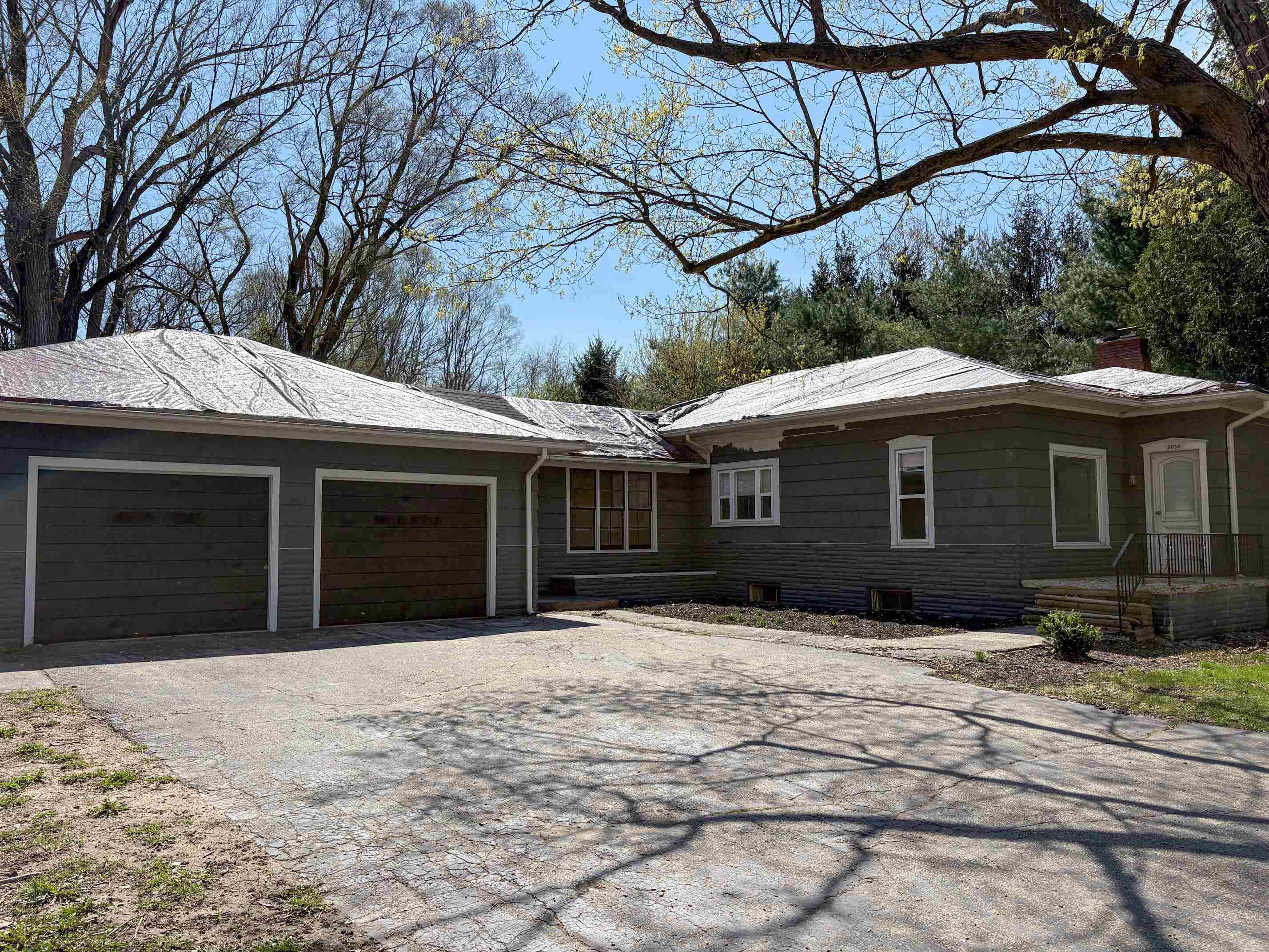 5038 East Vienna Road Clio, MI 48420 - Photo 1 of 12