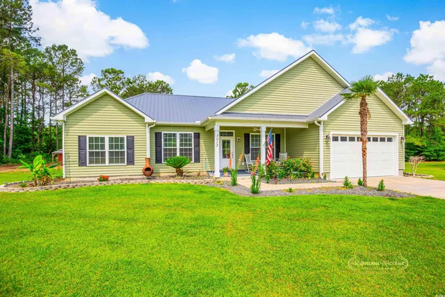 $432,000 | 1013 Happy Lane, Galivants Ferry, SC 29544
