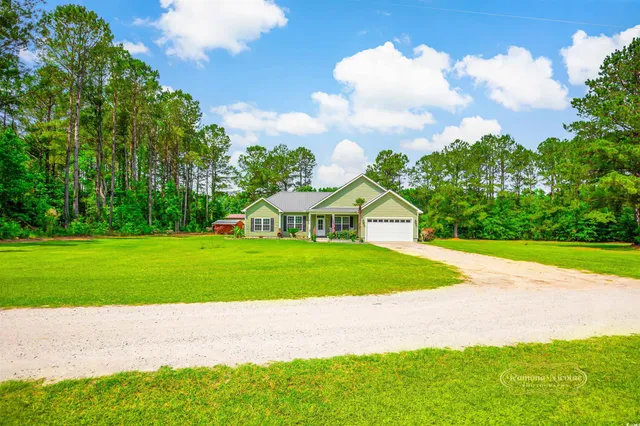 $432,000 | 1013 Happy Lane, Galivants Ferry, SC 29544
