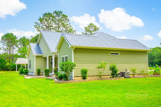 $432,000 | 1013 Happy Lane, Galivants Ferry, SC 29544