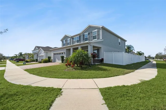 $525,000 | 100 Lavenna Avenue, St. Cloud, FL 34771