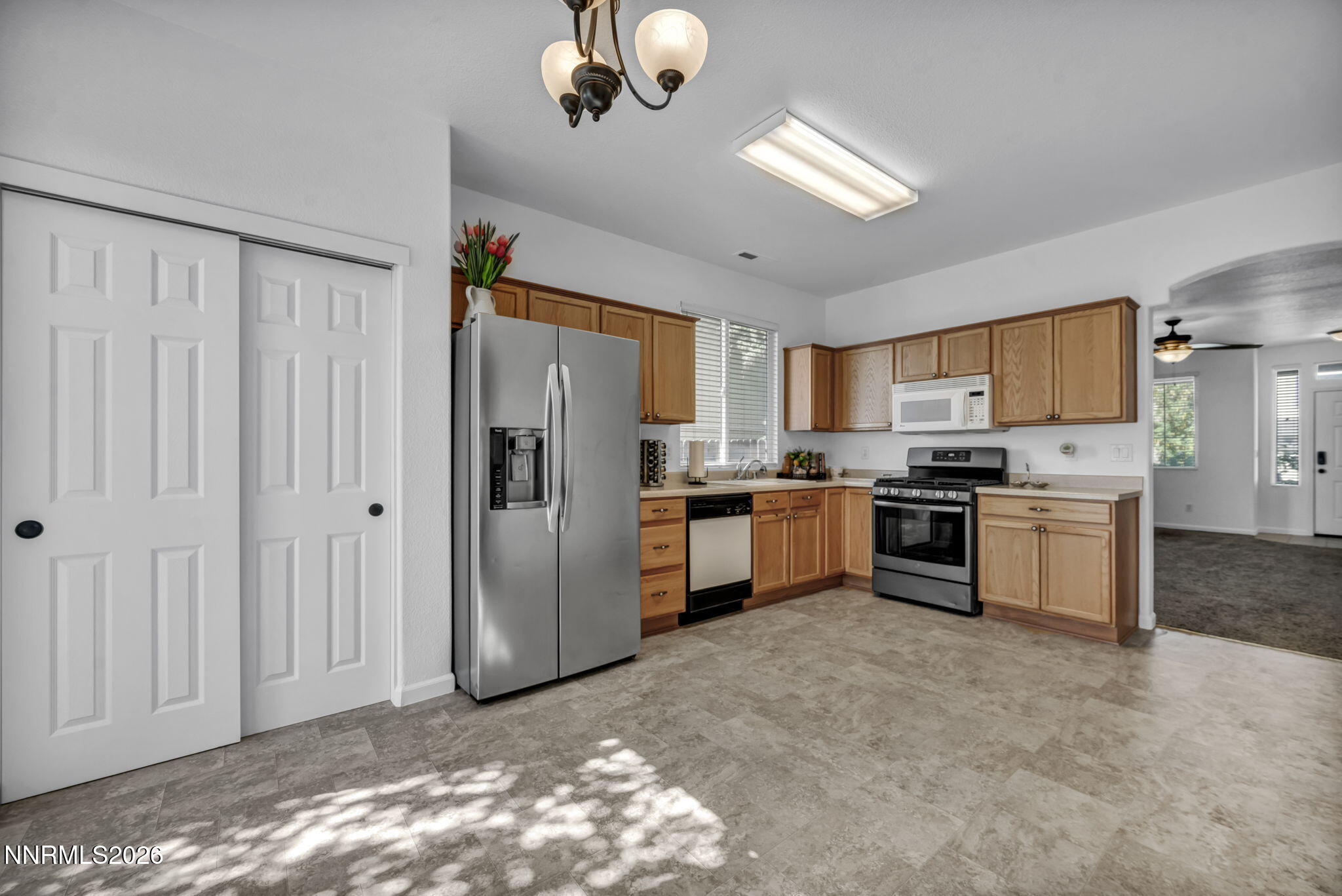 6244 Everest Court Reno, NV 89523 - Photo 12 of 57 39-web-or-mls-6244-everest-ct