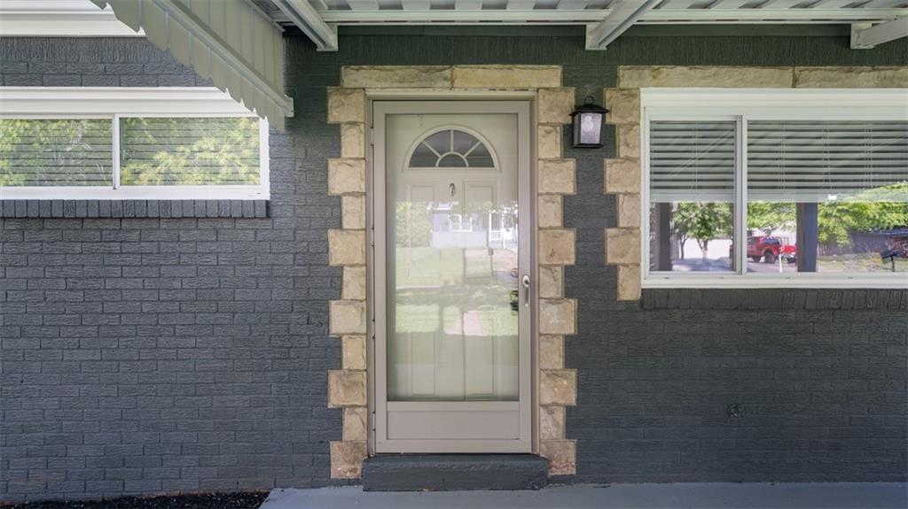 1827 Brodhead Road Aliquippa, PA 15001 - Photo 3 of 32 Gallery Image 3
