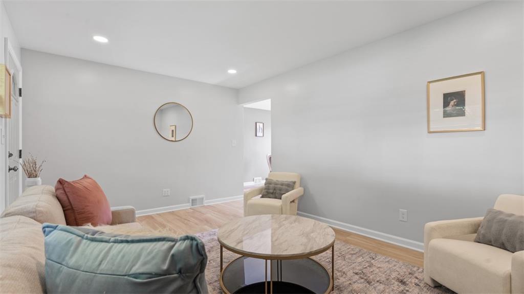 1827 Brodhead Road Aliquippa, PA 15001 - Photo 8 of 32 Gallery Image 8