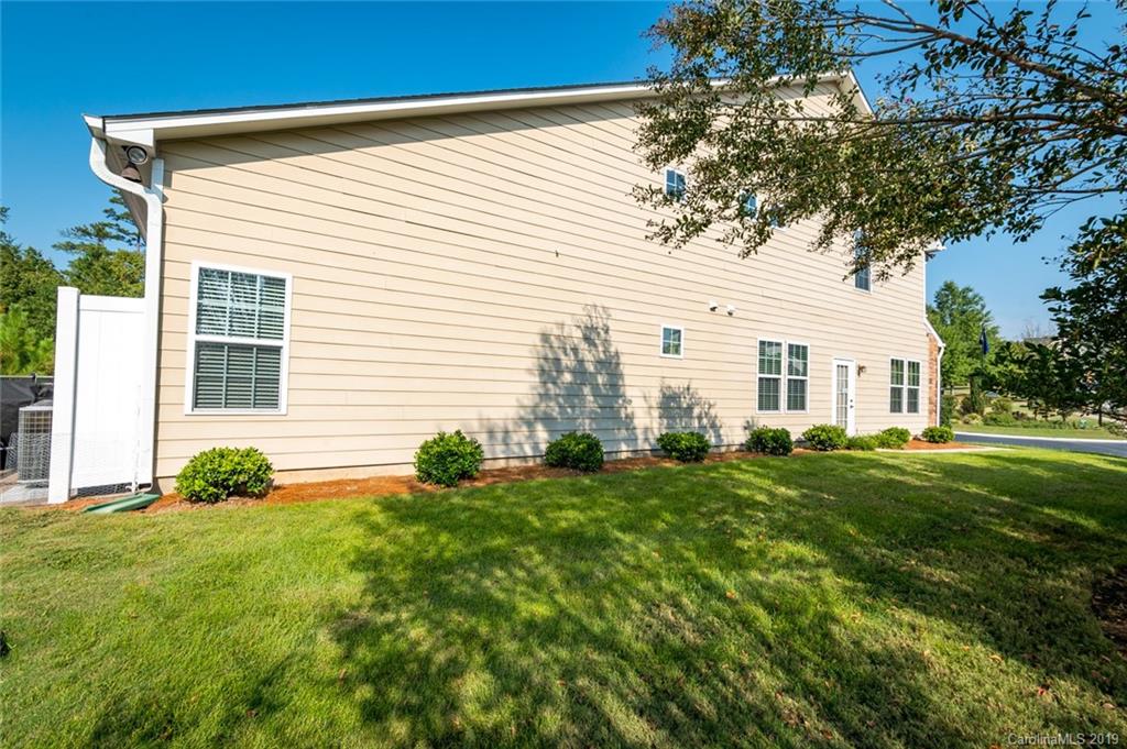 205 Chartwell Lane, Unit 9 Tega Cay, SC 29708 - Photo 4 of 31