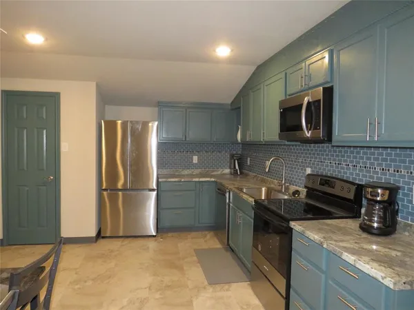 $900 | 12069 Joyce Lane, Unit 5, Roanoke, TX 76262