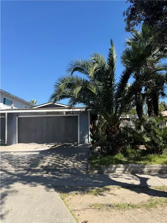 $850,000 | 323 South Jackson Street, Santa Ana, CA 92704