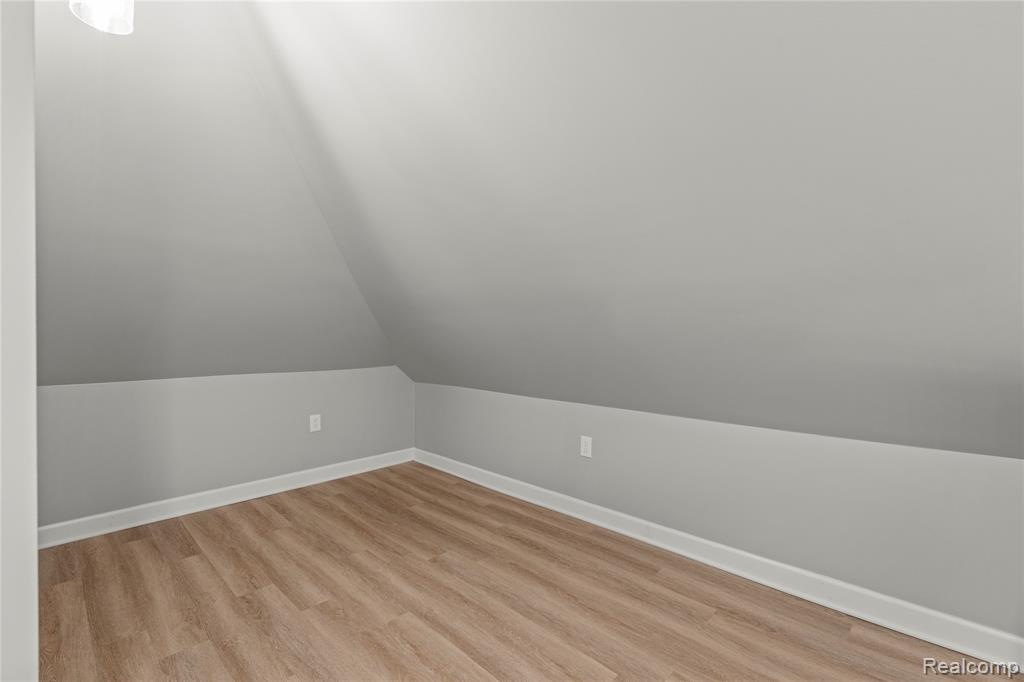 16656 Frazho Road Roseville, MI 48066 - Photo 28 of 41 Gallery Image 28