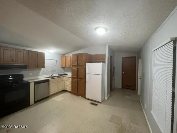 $800,000 | 105 Nina Lane, Lafayette, LA 70508