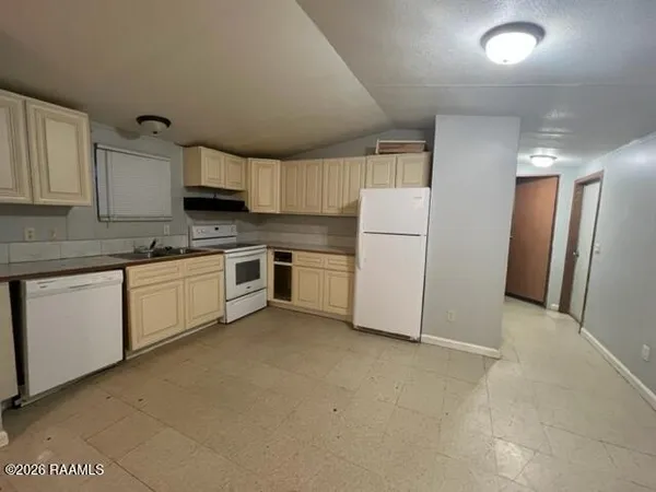 $800,000 | 105 Nina Lane, Lafayette, LA 70508