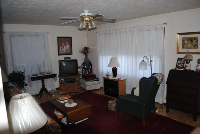 380 West View Street Dayton, VA 22821 - Photo 2 of 9 Gallery Image 2