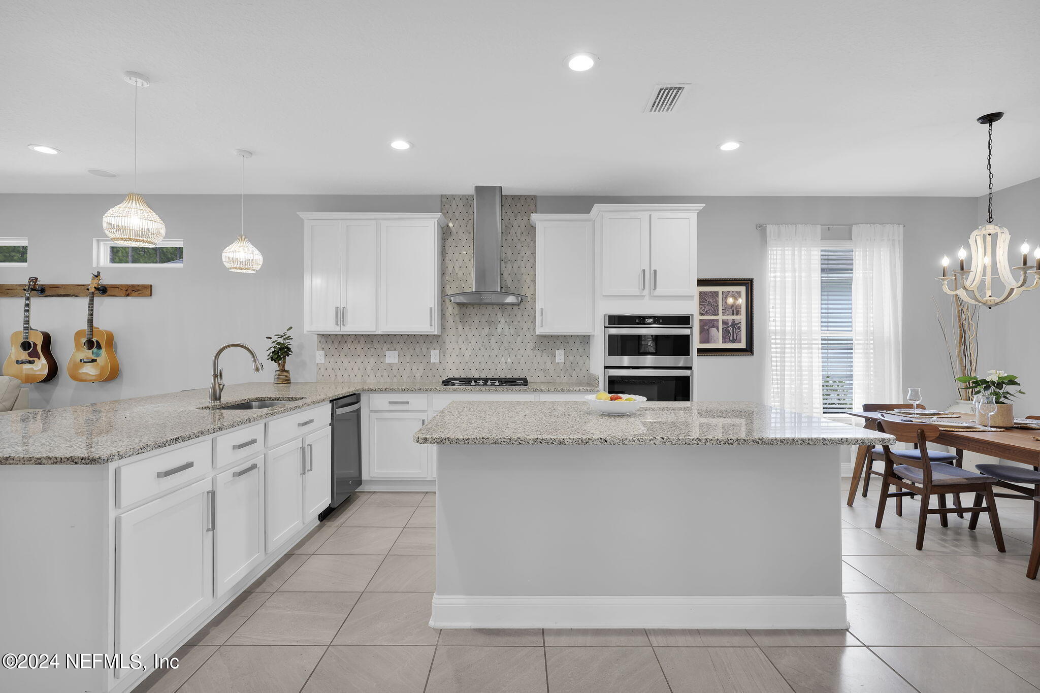 192 Silver Pine Drive St. Augustine, FL 32092 - Photo 6 of 49 kitchen