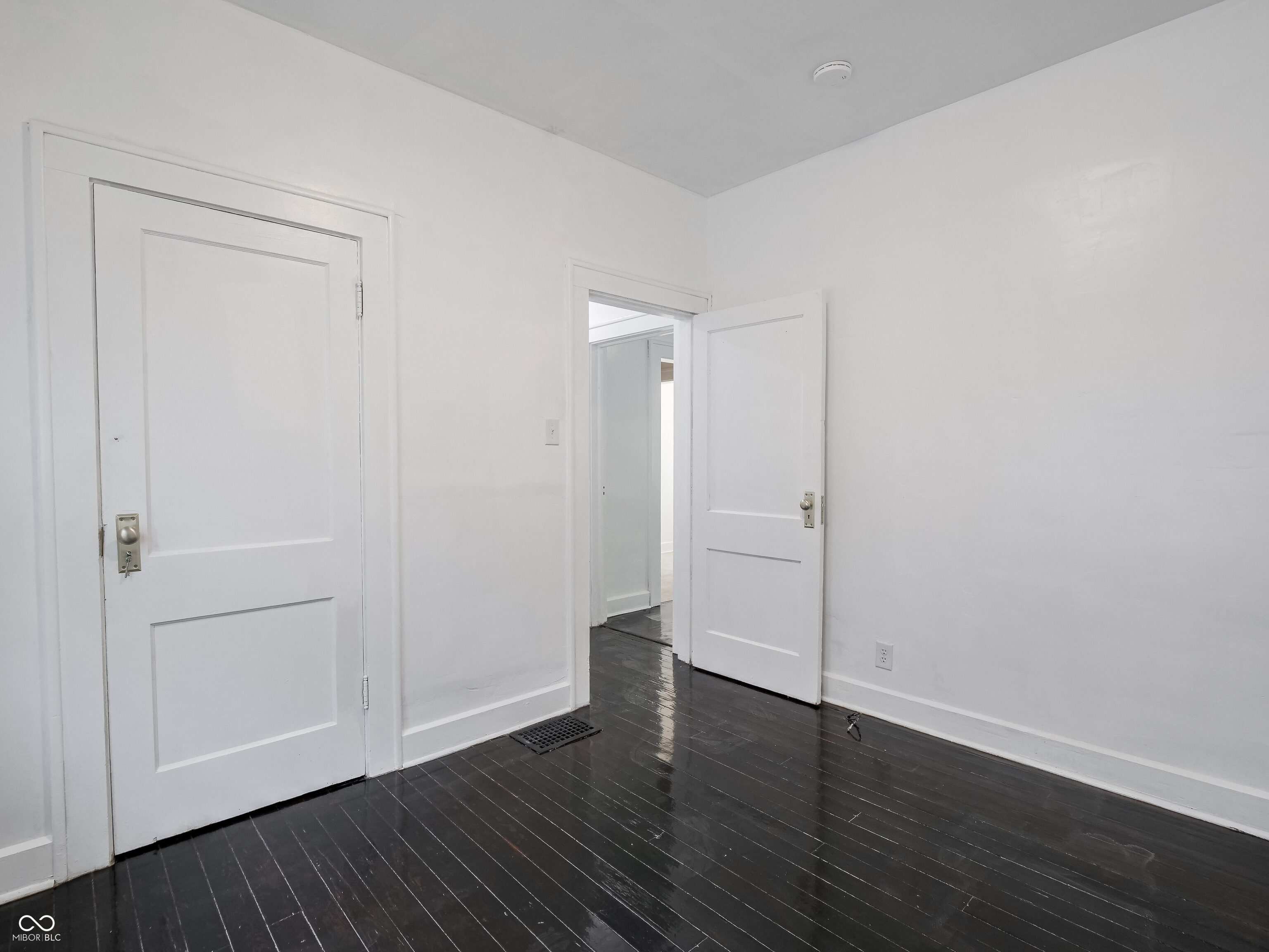 1065 36th Street Indianapolis, IN 46208 - Photo 18 of 38