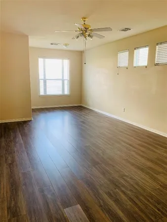 $3,100 | 2516 Brittany Lakes Drive, League City, TX 77573