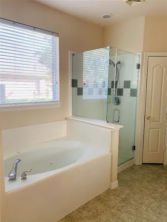 $3,100 | 2516 Brittany Lakes Drive, League City, TX 77573