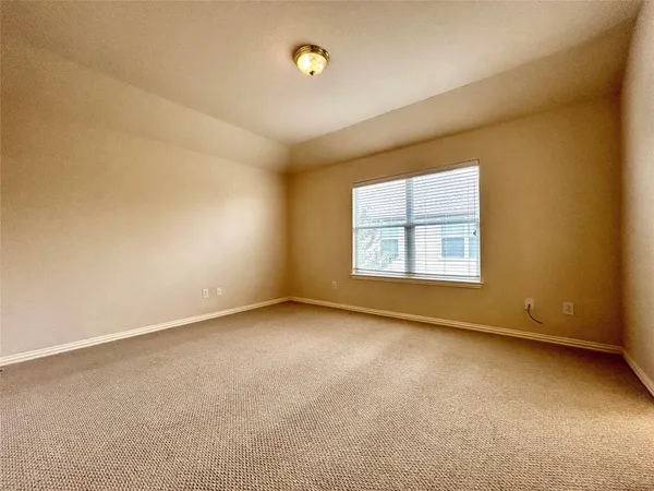 $3,100 | 2516 Brittany Lakes Drive, League City, TX 77573
