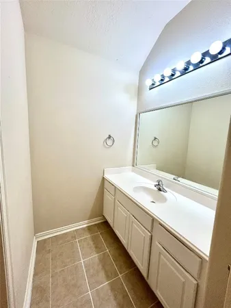 $3,100 | 2516 Brittany Lakes Drive, League City, TX 77573