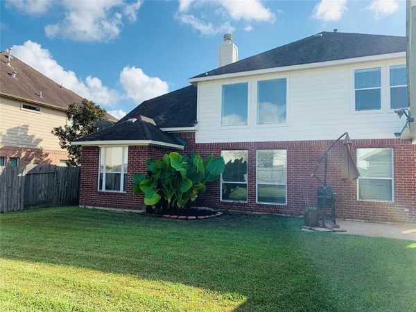 $3,100 | 2516 Brittany Lakes Drive, League City, TX 77573