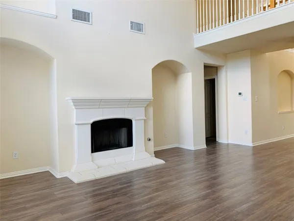 $3,100 | 2516 Brittany Lakes Drive, League City, TX 77573
