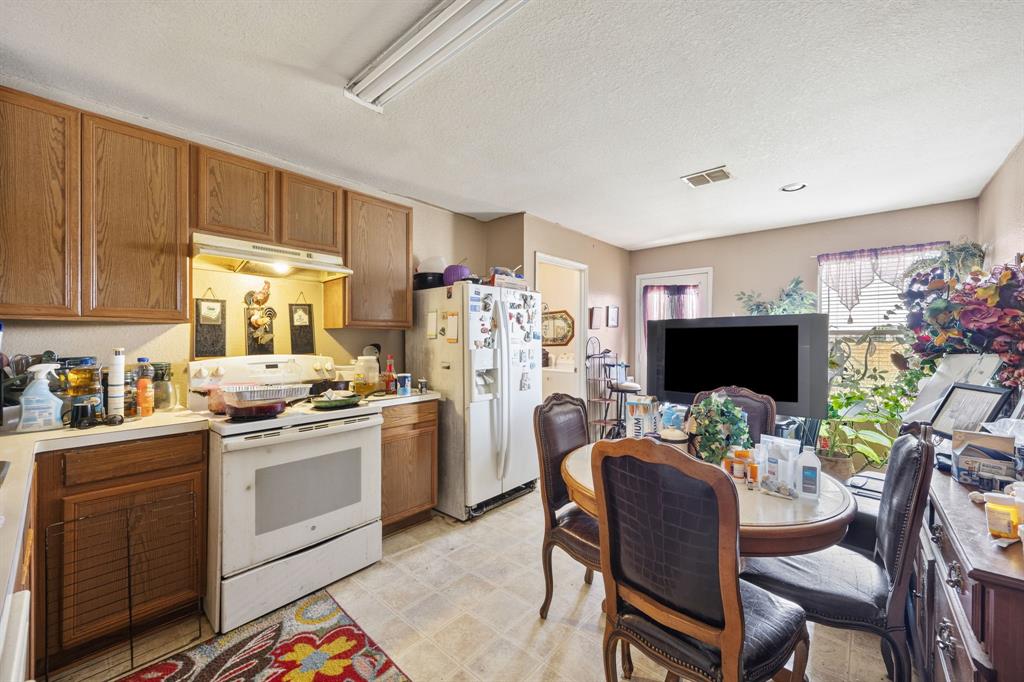 1344 Castle Ridge Road Fort Worth, TX 76140 - Photo 15 of 25 Gallery Image 15