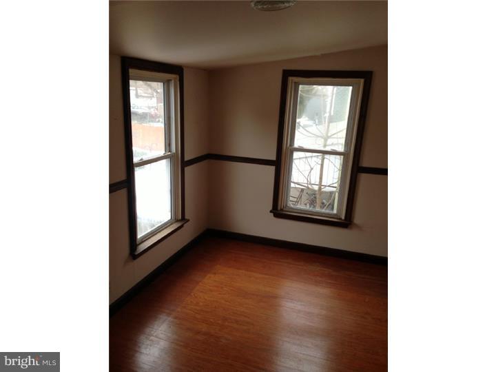 624 New Street Spring City, PA 19475 - Photo 4 of 15 Gallery Image 4
