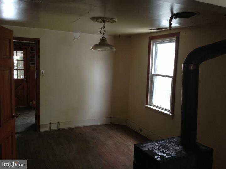624 New Street Spring City, PA 19475 - Photo 6 of 15 Gallery Image 6