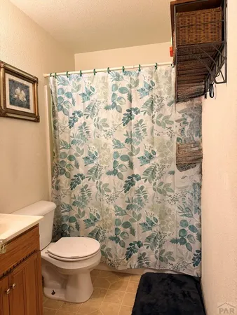 $389,900 | 2122 Norman Lane, Pueblo, CO 81005