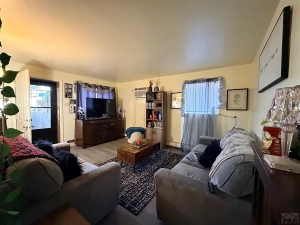 $389,900 | 2122 Norman Lane, Pueblo, CO 81005