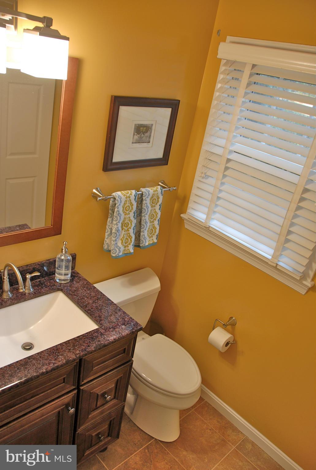 1634 Stowe Road Reston, VA 20194 - Photo 11 of 30 Bath