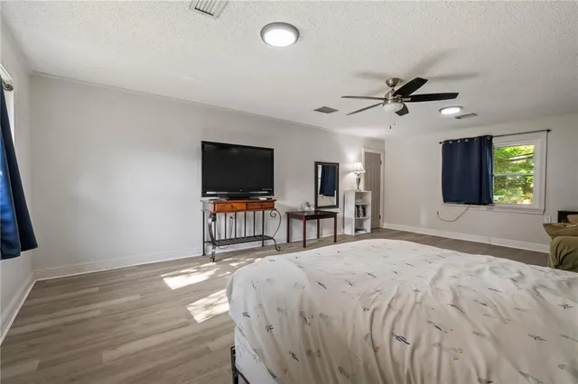 $620,000 | 307 West 10th Avenue, Covington, LA 70433