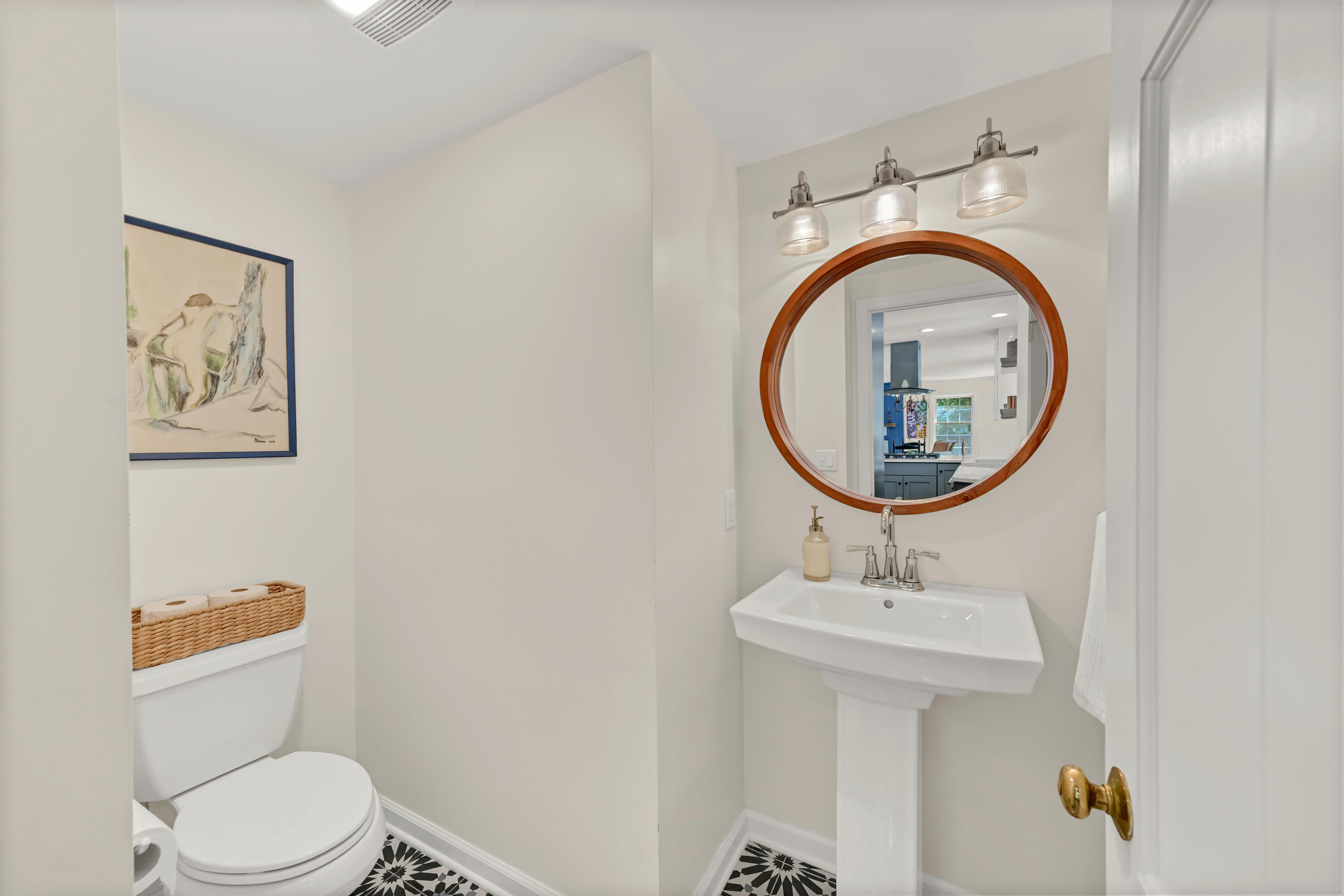 8332 North Greenvale Road Fox Point, WI 53217 - Photo 10 of 24 Main Floor Powder Room