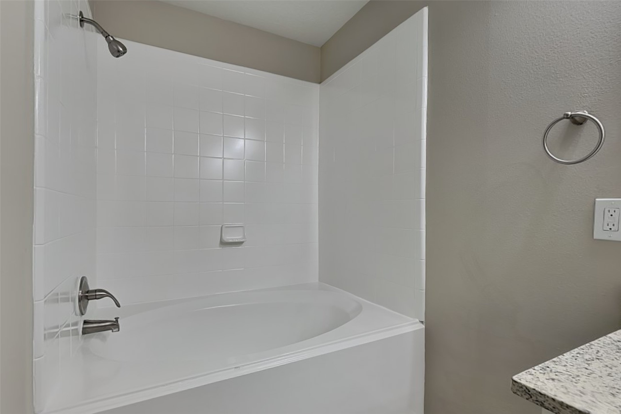 29207 Fox Fountain Lane Spring, TX 77386 - Photo 15 of 24 a close up of a bathtub