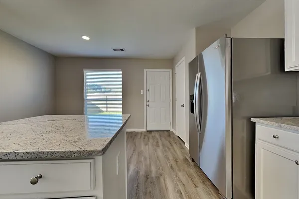 $2,150 | 29207 Fox Fountain Lane, Spring, TX 77386